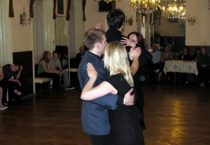 image112.jpg